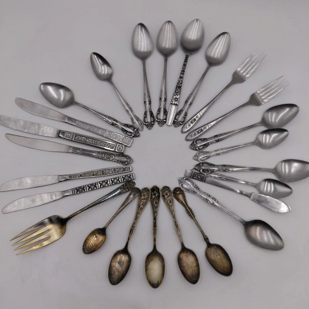 Vtg Flatware Mixed Lot 24 Ornate Fancy Patterns Silverware Jewelry Art Geometric